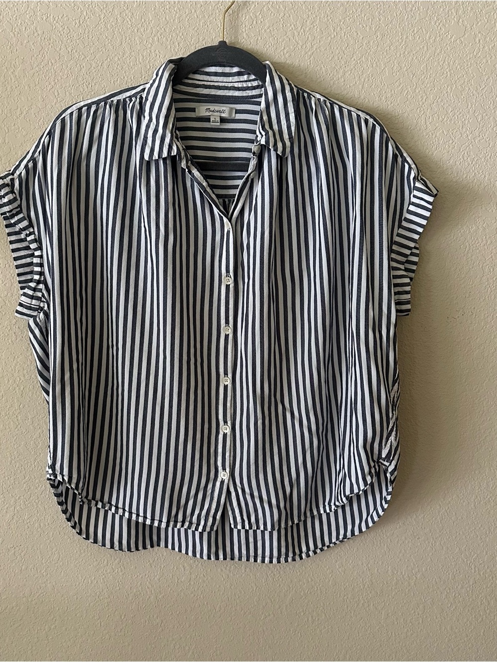 Madewell Black/Charcoal  & White Striped Top size Large